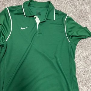 Green Nike shirt Men’s